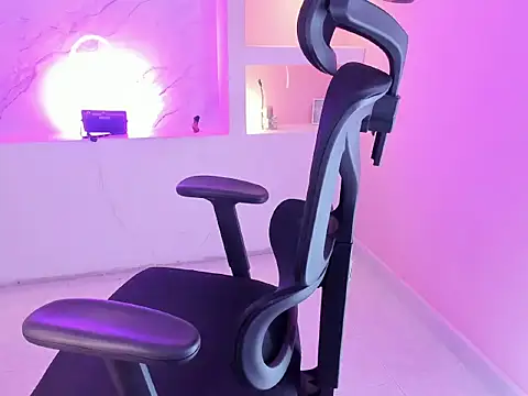 kittyBlossom_01 stripchat live cam model
