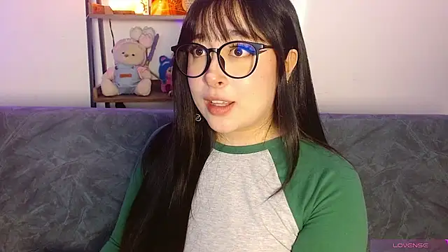 Oliviargf stripchat live cam model