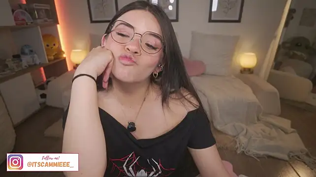 itscammieee stripchat live cam model