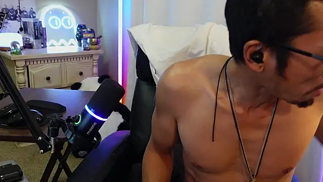 Ghost11_11 stripchat live cam model