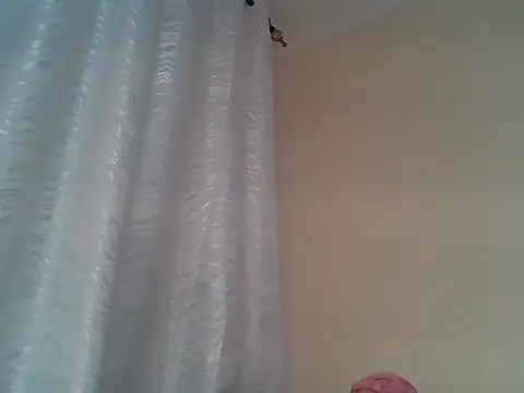 Pinkysmiles stripchat live cam model