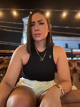 GabriellaFerrer stripchat live cam model