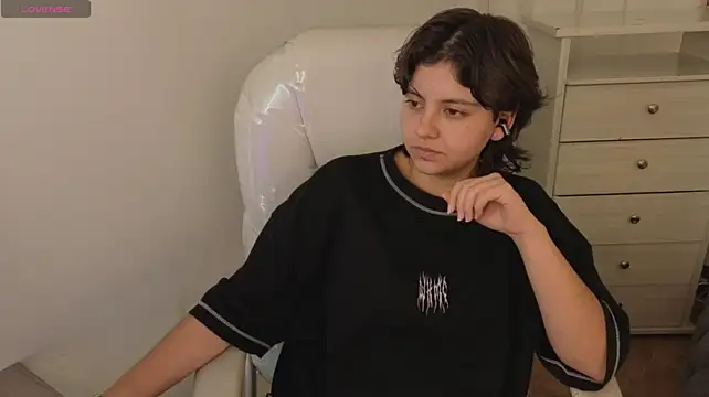 Nathaly_ds stripchat live cam model
