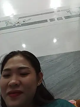 Poly_baby stripchat live cam model