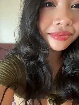 jinawaves stripchat live cam model