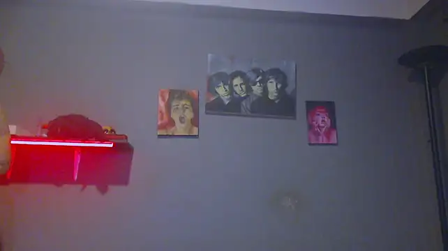 Darkvib stripchat live cam model