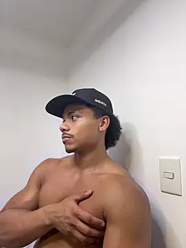 XavierColeman stripchat live cam model