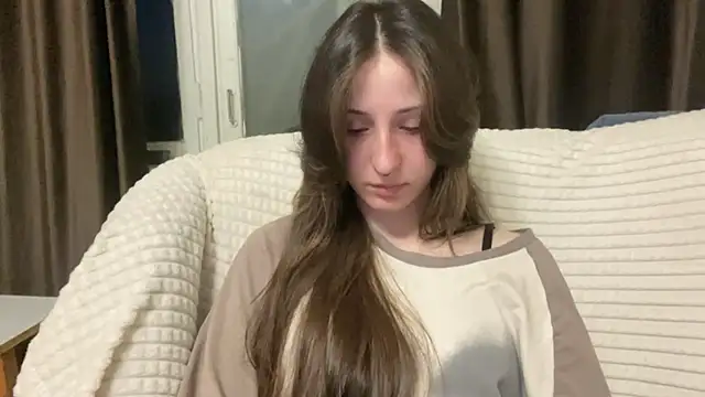 NightHina stripchat live cam model