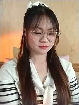 SiSi-9999 stripchat live cam model