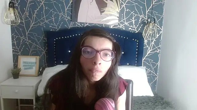 Allyshon_ stripchat live cam model