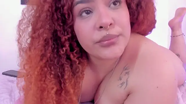 niacassel stripchat live cam model