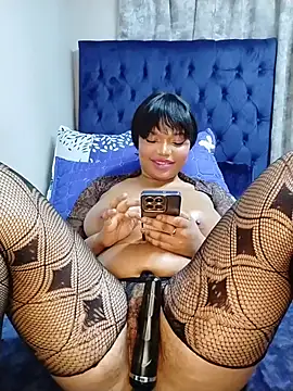 Sugartonguexx stripchat live cam model
