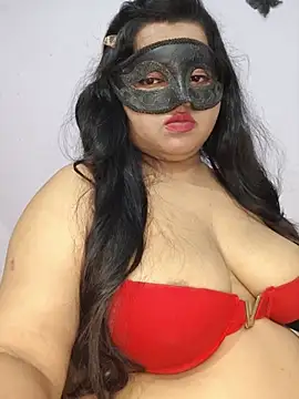 BigAssAyeaha stripchat live cam model