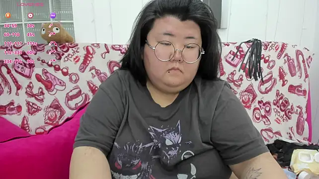 Nadine_asian stripchat live cam model