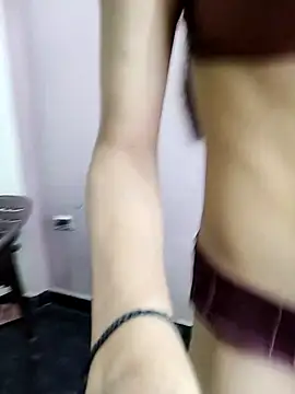 Kiritika_1 stripchat live cam model