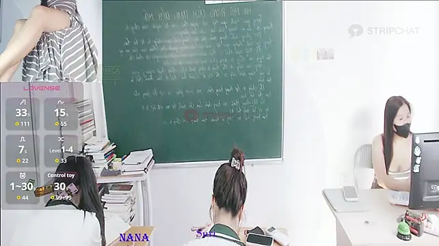 _Math_ stripchat live cam model