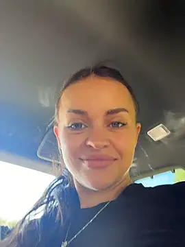 AngelinaTeller stripchat live cam model