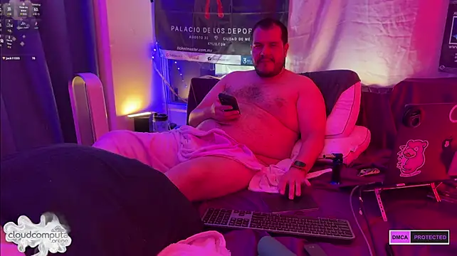 bearcloudcomputa stripchat live cam model
