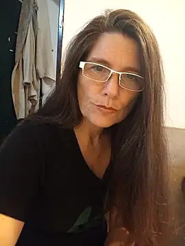 Merida2276 stripchat live cam model