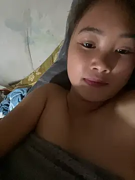 Dovia-sy stripchat live cam model