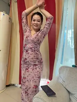 tiantian8888 stripchat live cam model