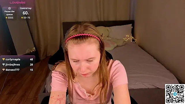 LiliTiny stripchat live cam model