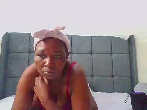 midnightsnack2 stripchat live cam model