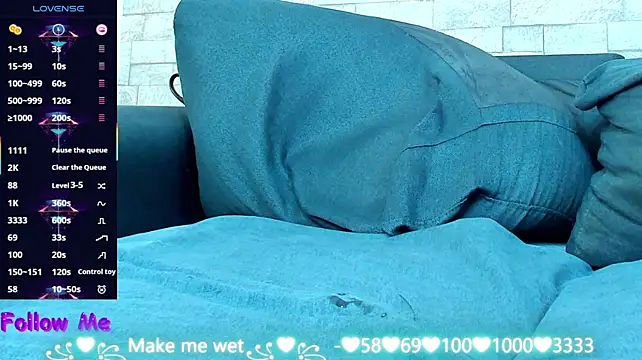 nefirtiti stripchat live cam model