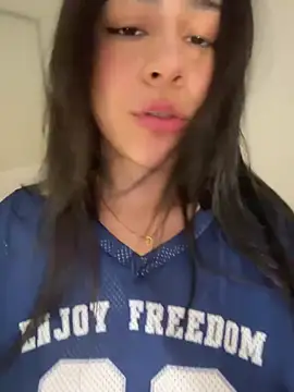 CuteKira7 stripchat live cam model