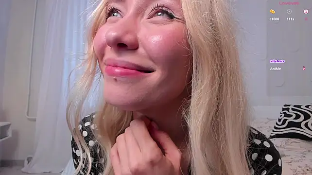 DanaCandy stripchat live cam model