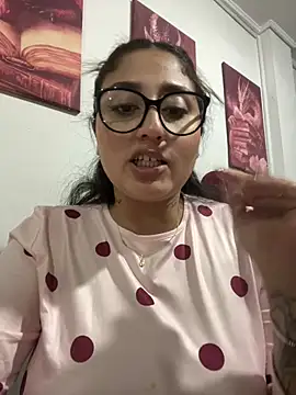 croftsmila stripchat live cam model