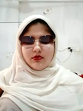 Nusrat-N stripchat live cam model