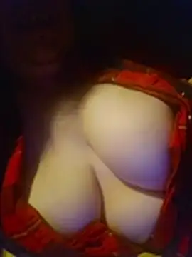 MIia4U stripchat live cam model