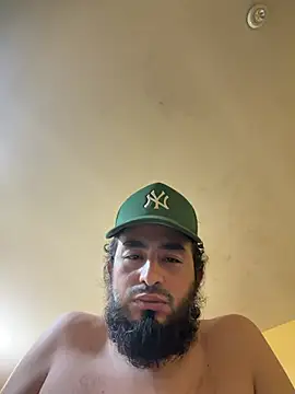 urratherme stripchat live cam model
