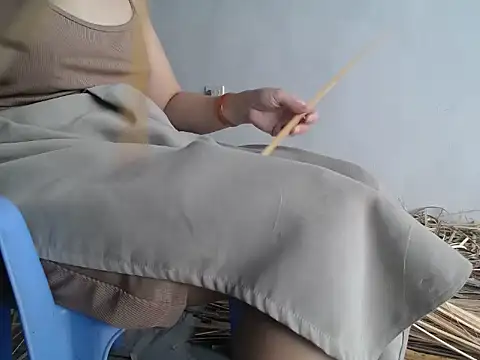 lilaesa stripchat live cam model