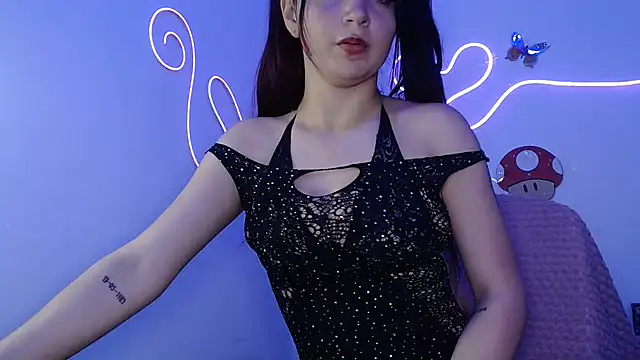 Mia2xsmith stripchat live cam model