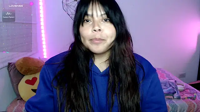 EllieMoonX stripchat live cam model