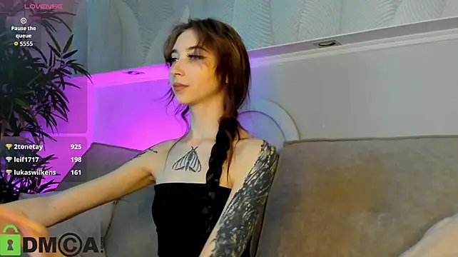 Ellen_Hops stripchat live cam model