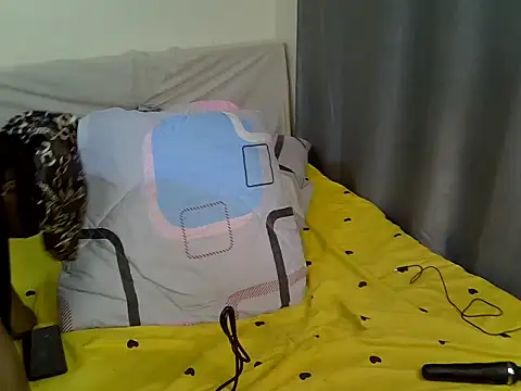 sexxydollyy stripchat live cam model