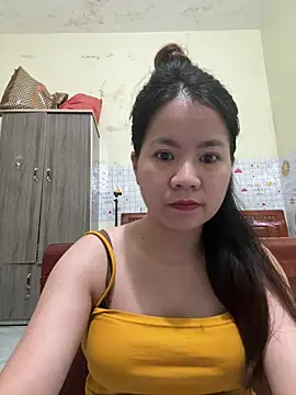 MEOMUP01 stripchat live cam model