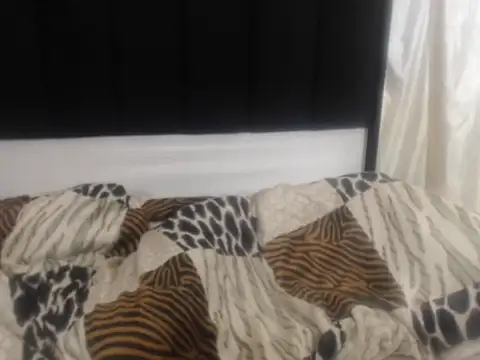 slayySlay stripchat live cam model