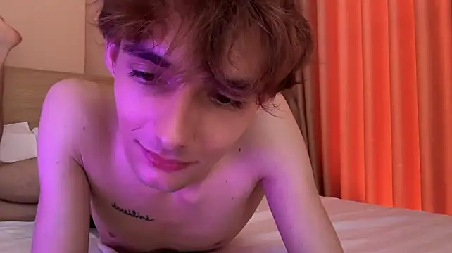 YourLucius stripchat live cam model