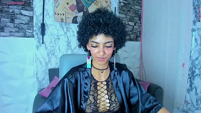 Queen_Cuarxxo stripchat live cam model