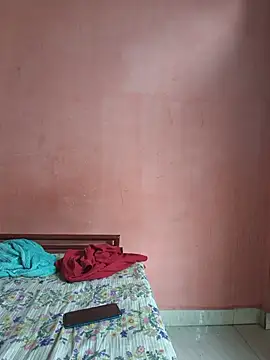 Stripgirl32 stripchat live cam model