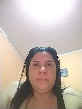 Evelyna0 stripchat live cam model