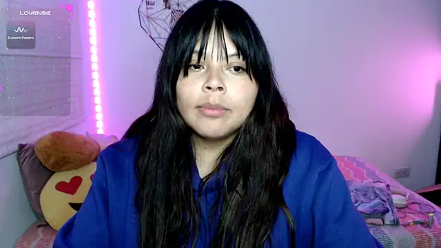 EllieMoonX stripchat live cam model