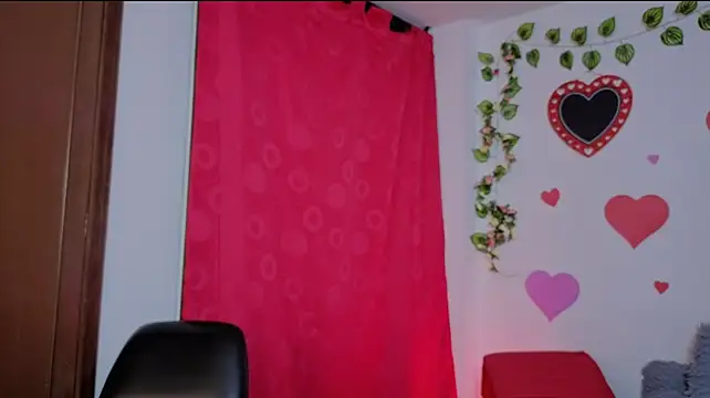 PaulaCutexs stripchat live cam model