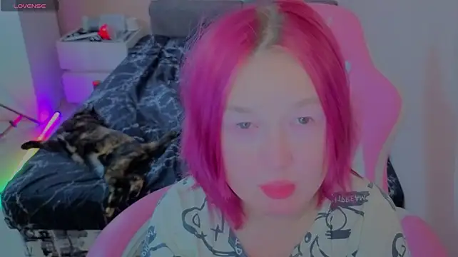 Mia_Moores stripchat live cam model