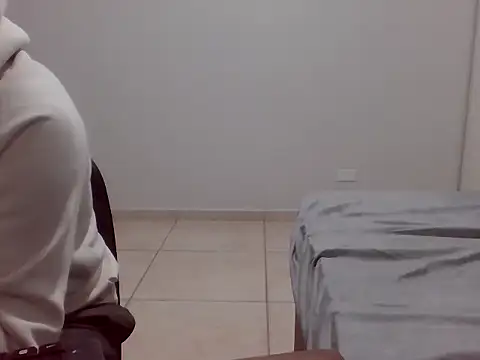 RenataAraujo stripchat live cam model