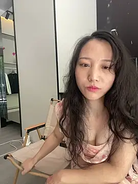 cucu25671 stripchat live cam model